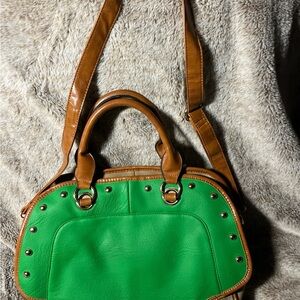 Yoki Roxy #y2K early 2000’s Bold Green and Tan Shoulder Bag